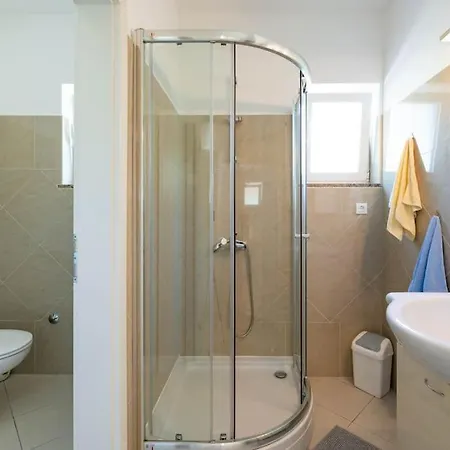 Pia By Briskva Brseč