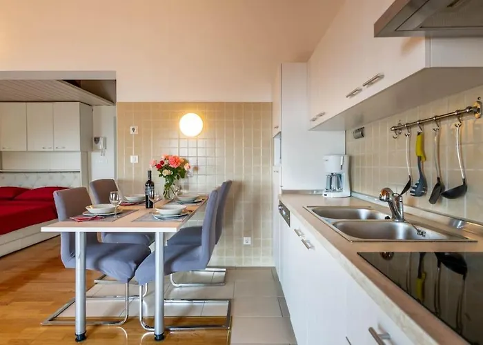 Pia By Briskva Willa