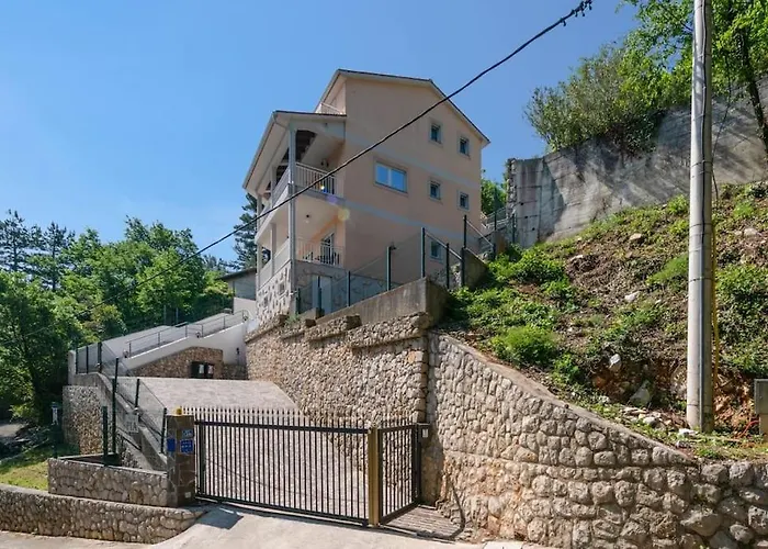 Pia By Briskva Willa Brseč