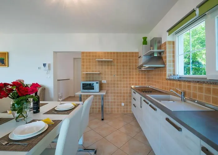 Villa Pia By Briskva *